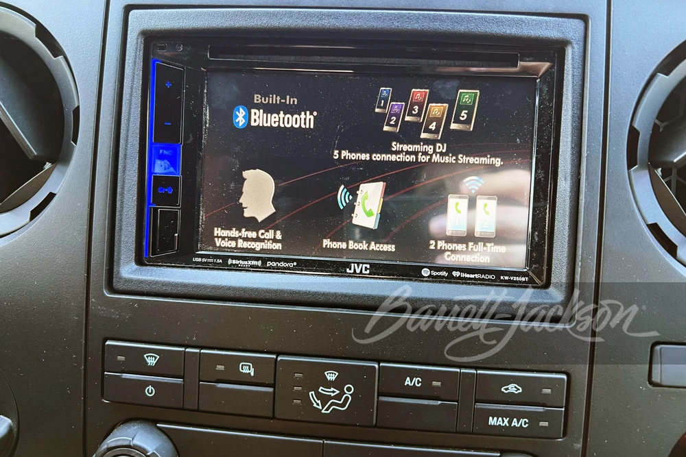 2022 Ford Super Duty 4th Gen - Image 15 of 17