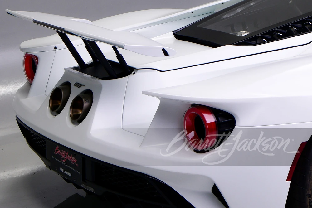2022 Ford GT 2nd Gen - Image 16 of 19