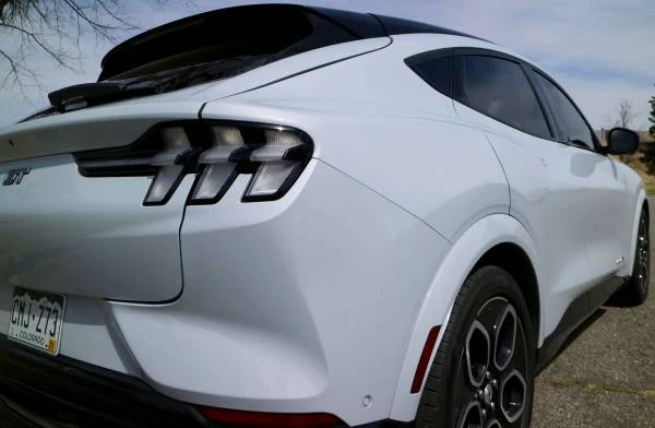 2022 Ford Mustang Mach-E - Image 6 of 21