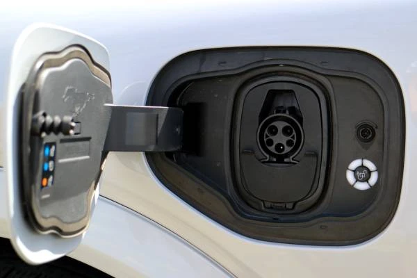 2022 Ford Mustang Mach-E - Image 14 of 21