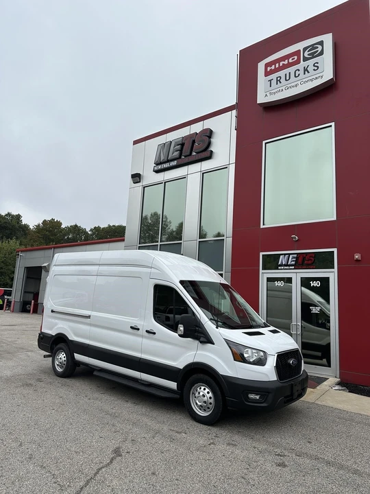 2022 Ford Transit - Image 2 of 17