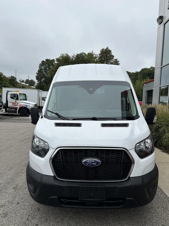 2022 Ford Transit - Image 13 of 17