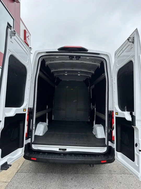2022 Ford Transit - Image 10 of 17