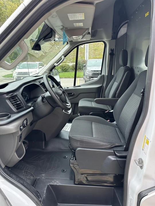 2022 Ford Transit - Image 14 of 17