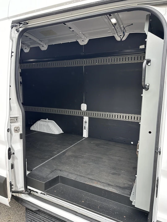 2022 Ford Transit - Image 7 of 17
