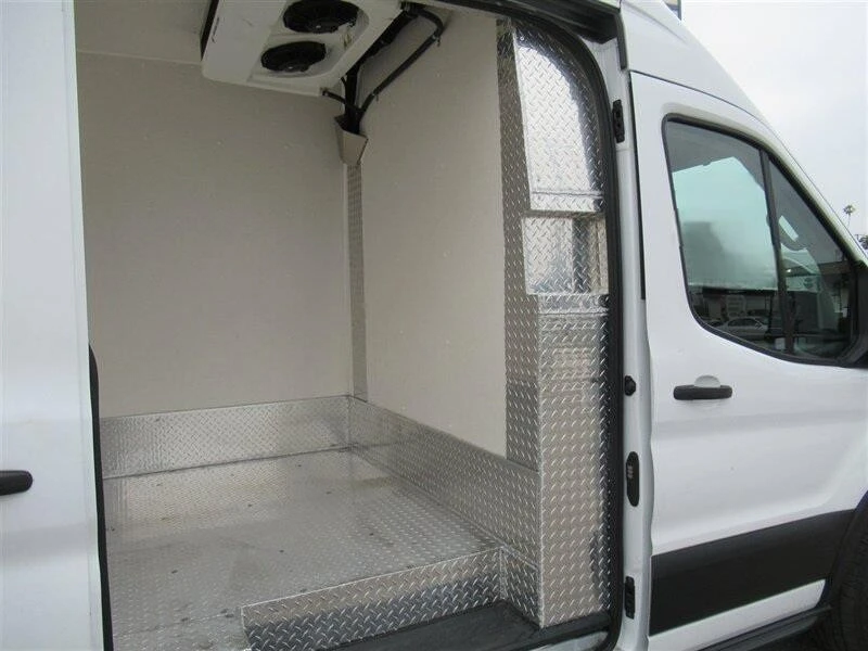 2022 Ford Transit - Image 27 of 31