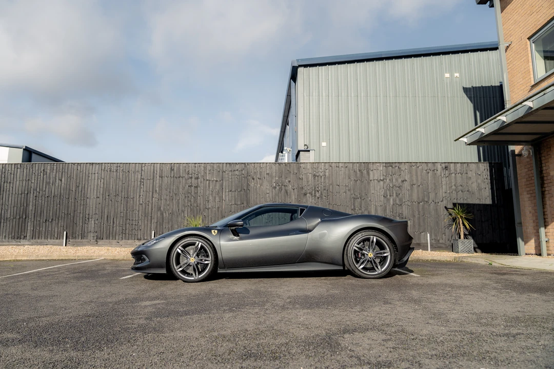 2022 Ferrari 296 GTB - Image 16 of 31