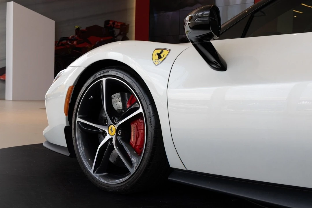 2022 Ferrari 296 GTB - Image 4 of 31