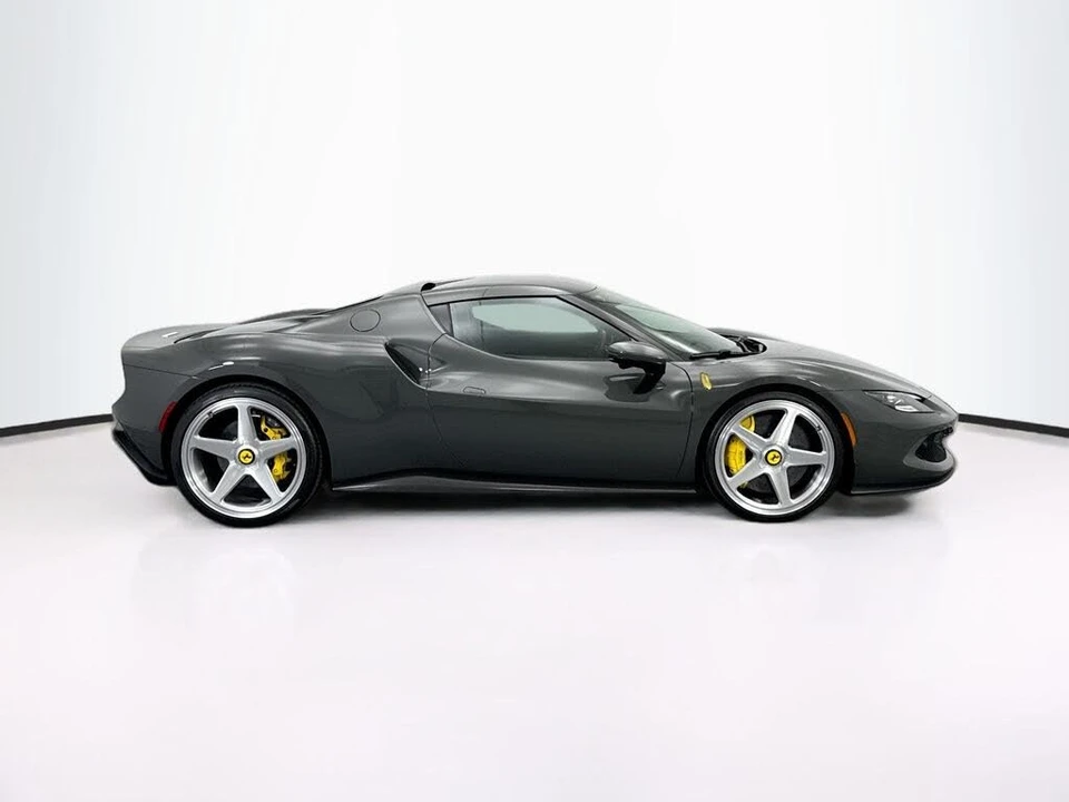 2022 Ferrari 296 GTB - Image 4 of 31
