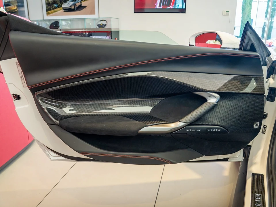 2022 Ferrari 296 GTB - Image 8 of 27