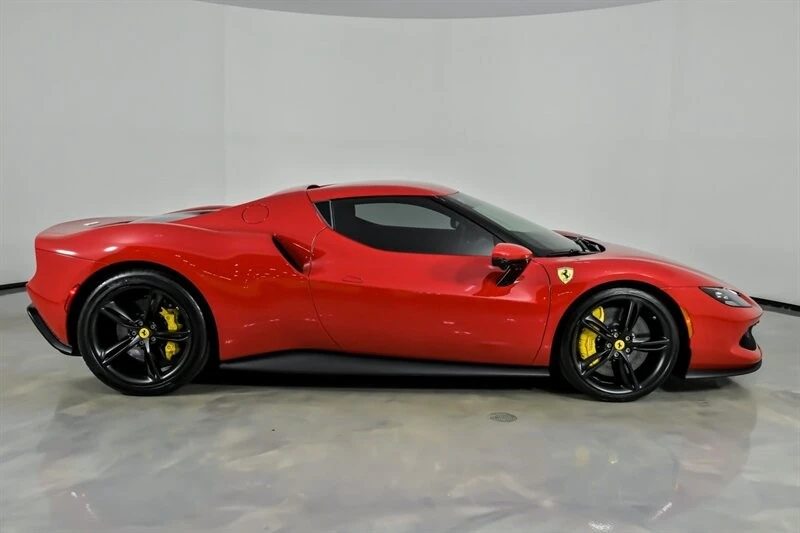 2022 Ferrari - Image 11 of 31