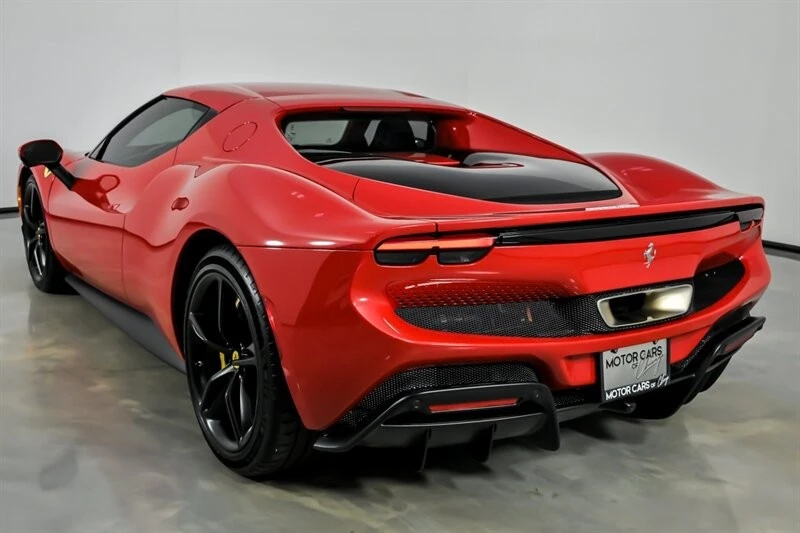 2022 Ferrari - Image 8 of 31