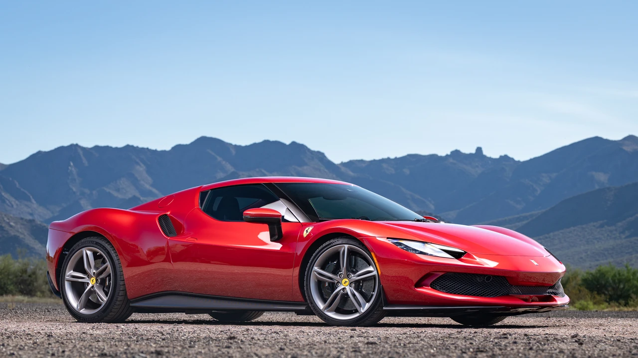 2022 Ferrari 296 GTB - Image 11 of 31