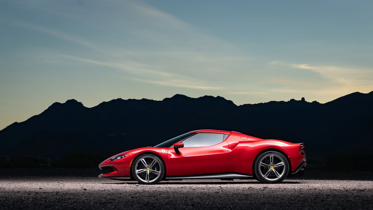 2022 Ferrari 296 GTB - Image 15 of 31