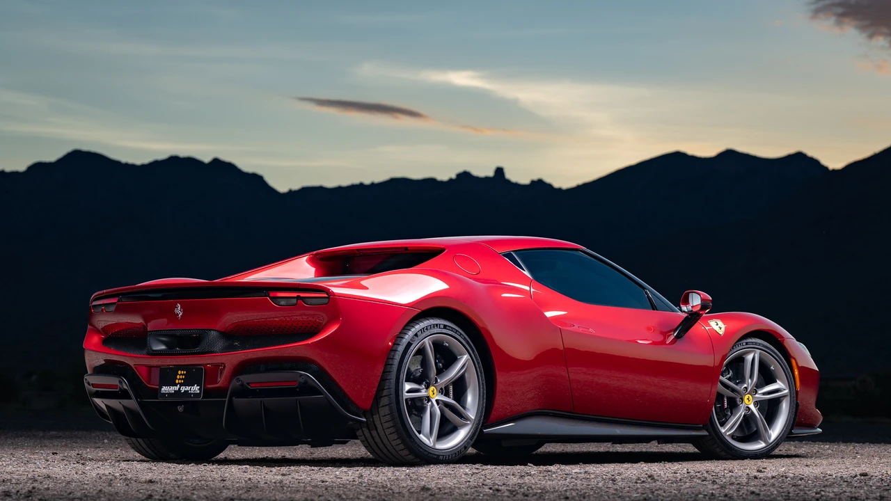 2022 Ferrari 296 GTB - Image 21 of 31