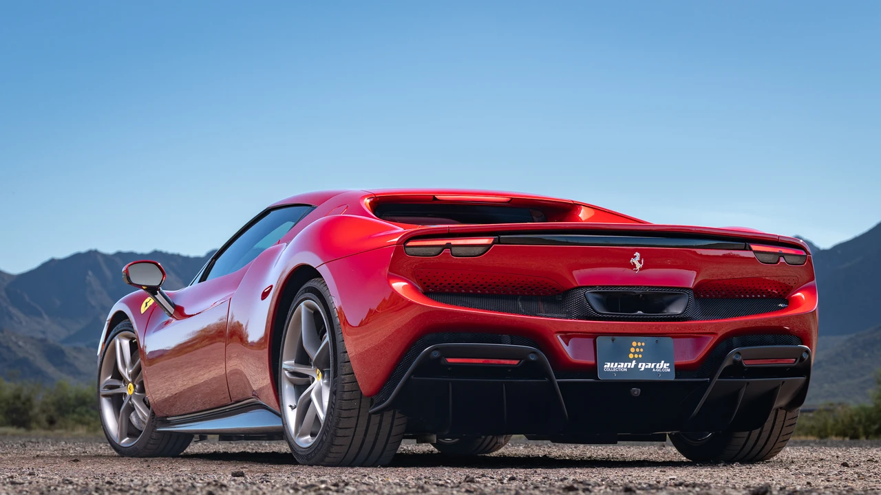 2022 Ferrari 296 GTB - Image 27 of 31