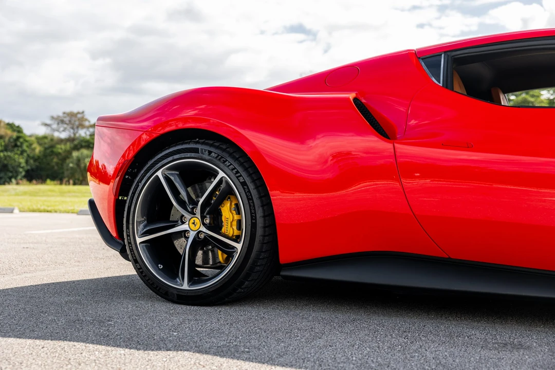 2022 Ferrari 296 GTB - Image 17 of 31