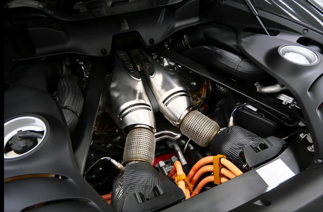 2022 Ferrari 296 GTB - Image 8 of 12