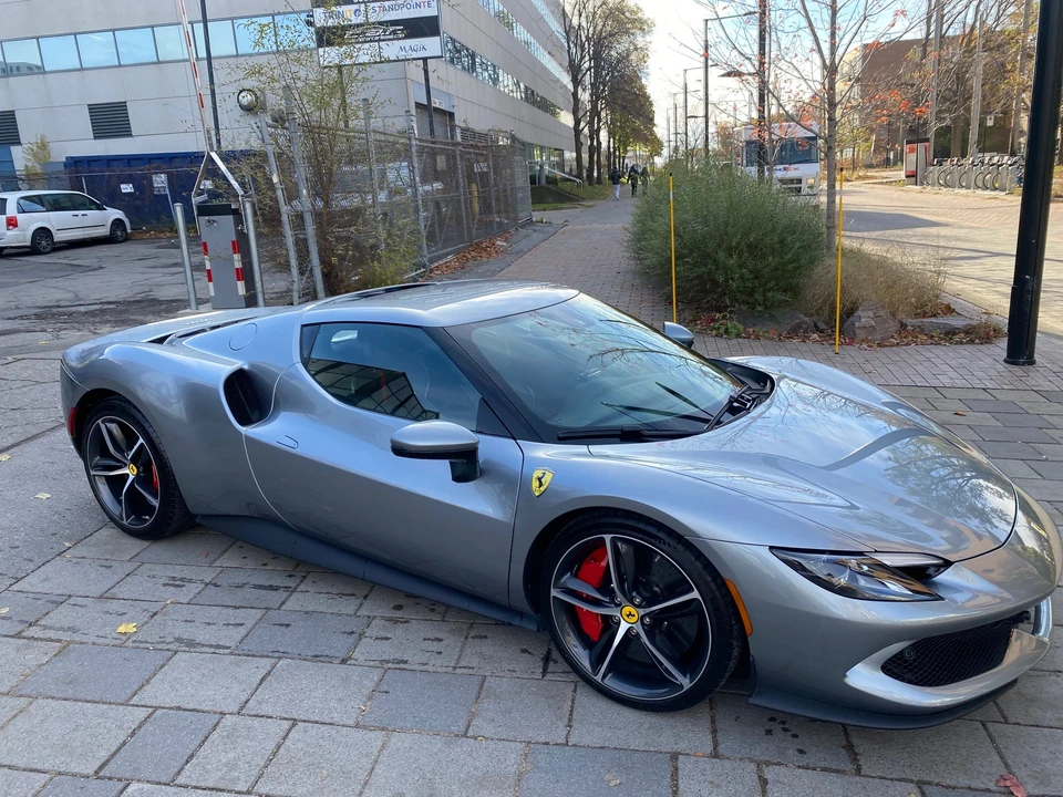 2022 Ferrari 296 GTB - Image 19 of 31