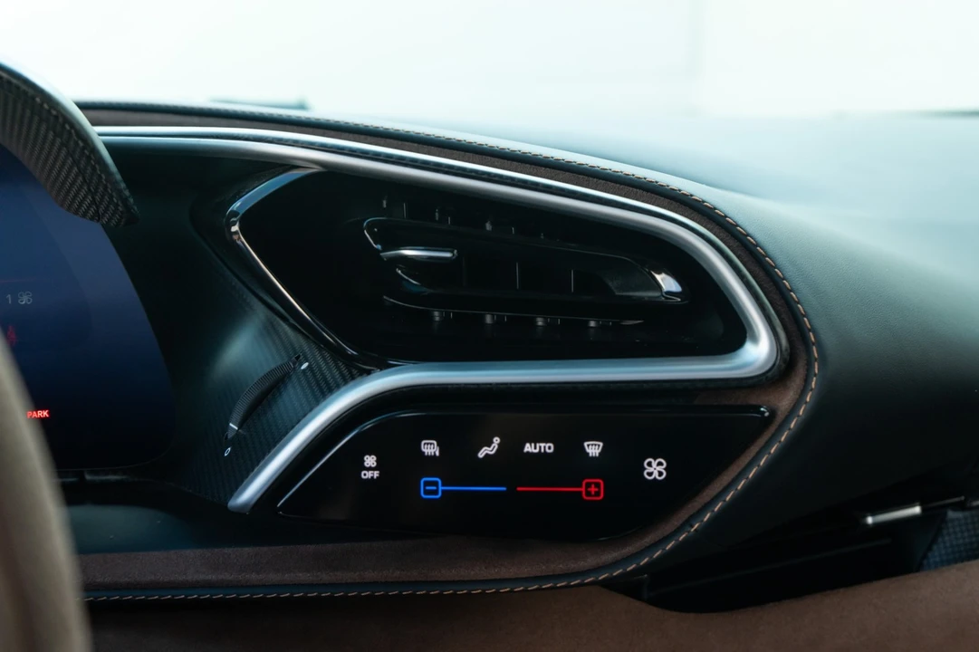 2022 Ferrari 296 GTB - Image 16 of 31