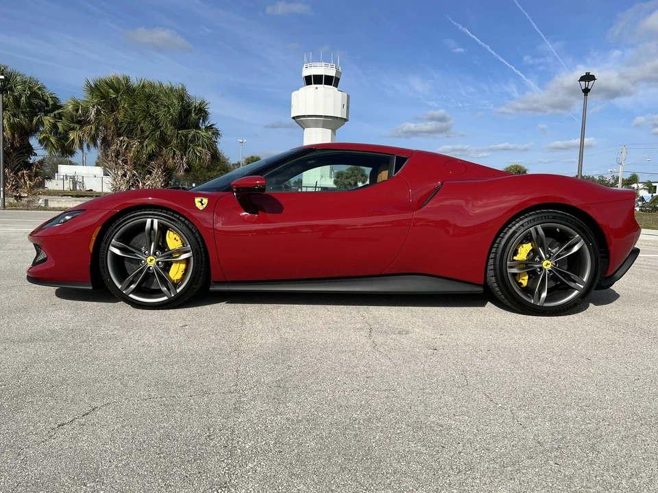 2022 Ferrari 296 GTB - Image 7 of 31