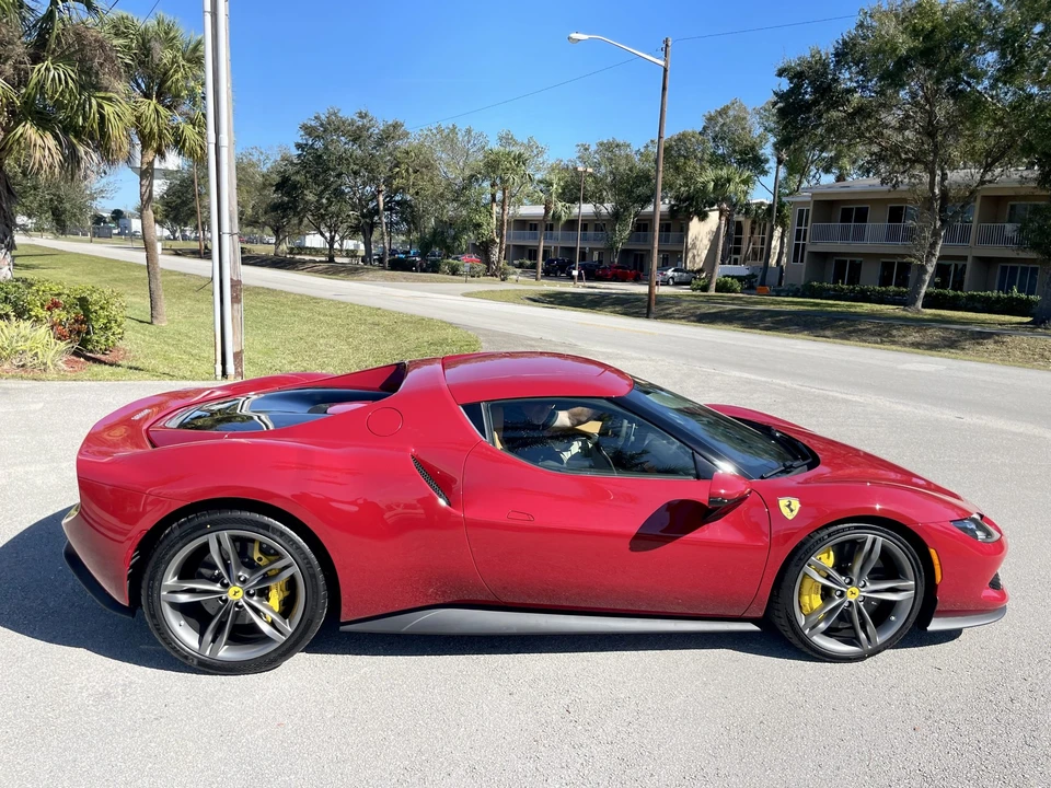 2022 Ferrari 296 GTB - Image 15 of 31