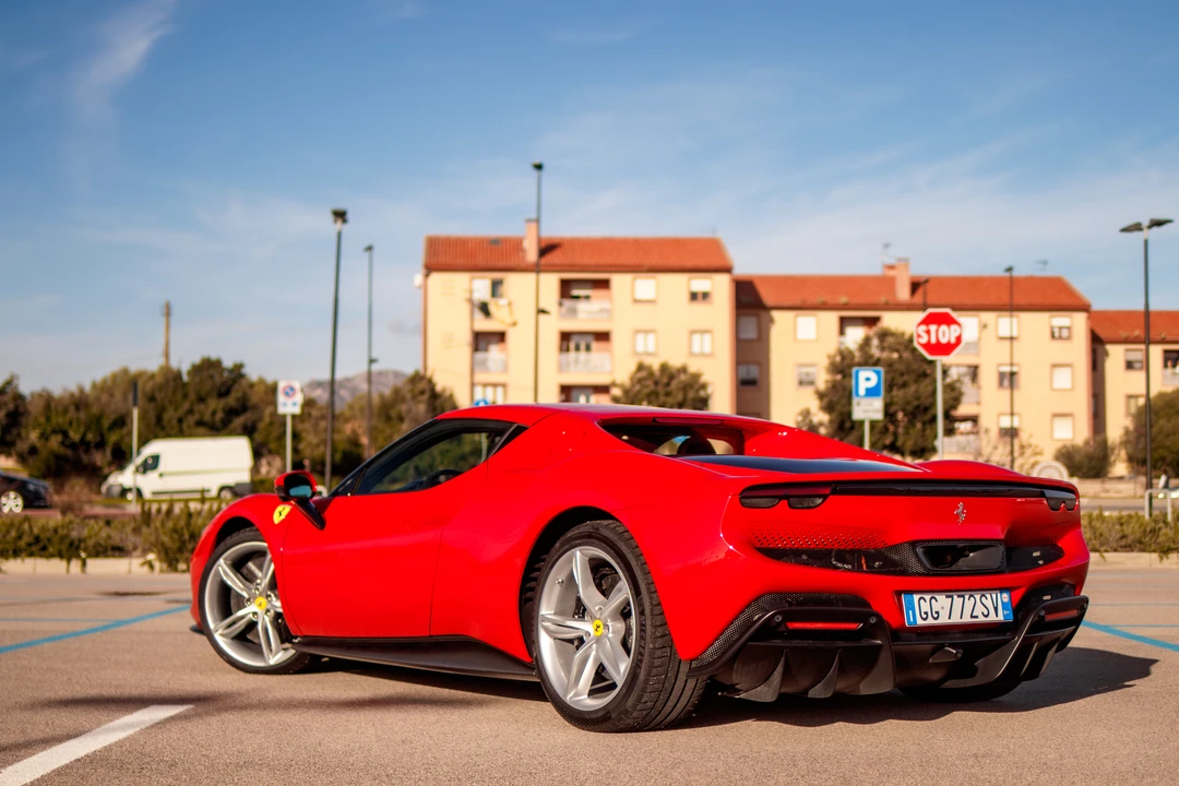 2022 Ferrari 296 GTB - Image 12 of 31