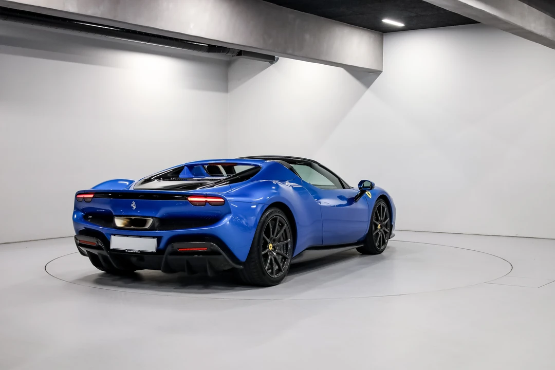 2022 Ferrari 296 GTS - Image 12 of 31