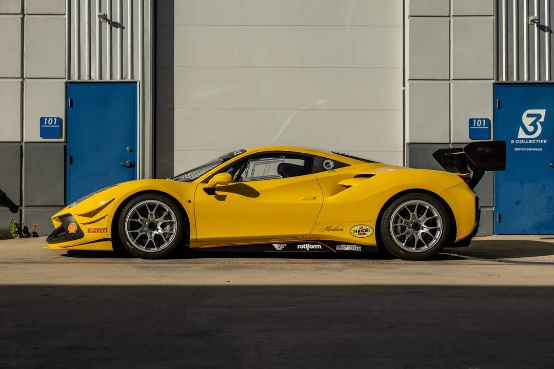 2022 Ferrari 488 - Image 4 of 31