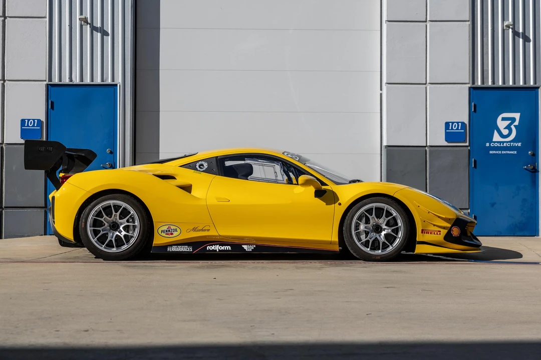 2022 Ferrari 488 - Image 12 of 31
