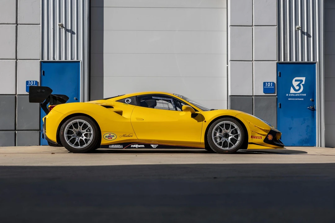 2022 Ferrari 488 - Image 13 of 31