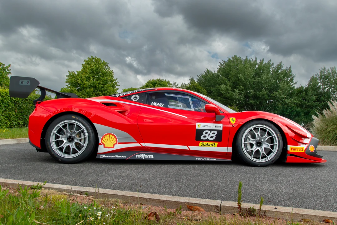2022 Ferrari 488 - Image 8 of 31