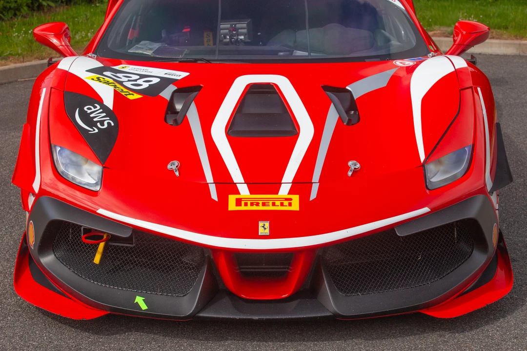 2022 Ferrari 488 - Image 13 of 31