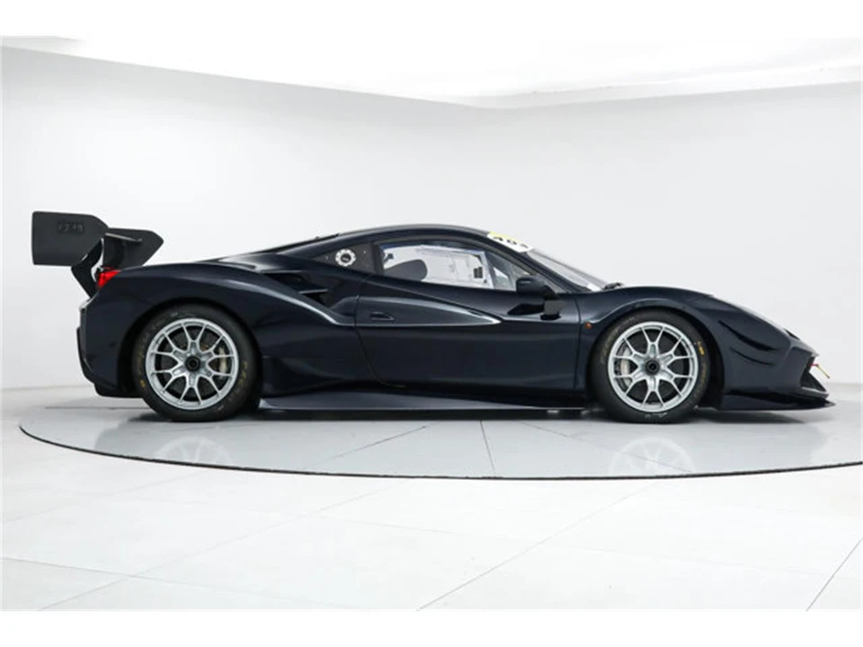 2022 Ferrari 488 - Image 9 of 31