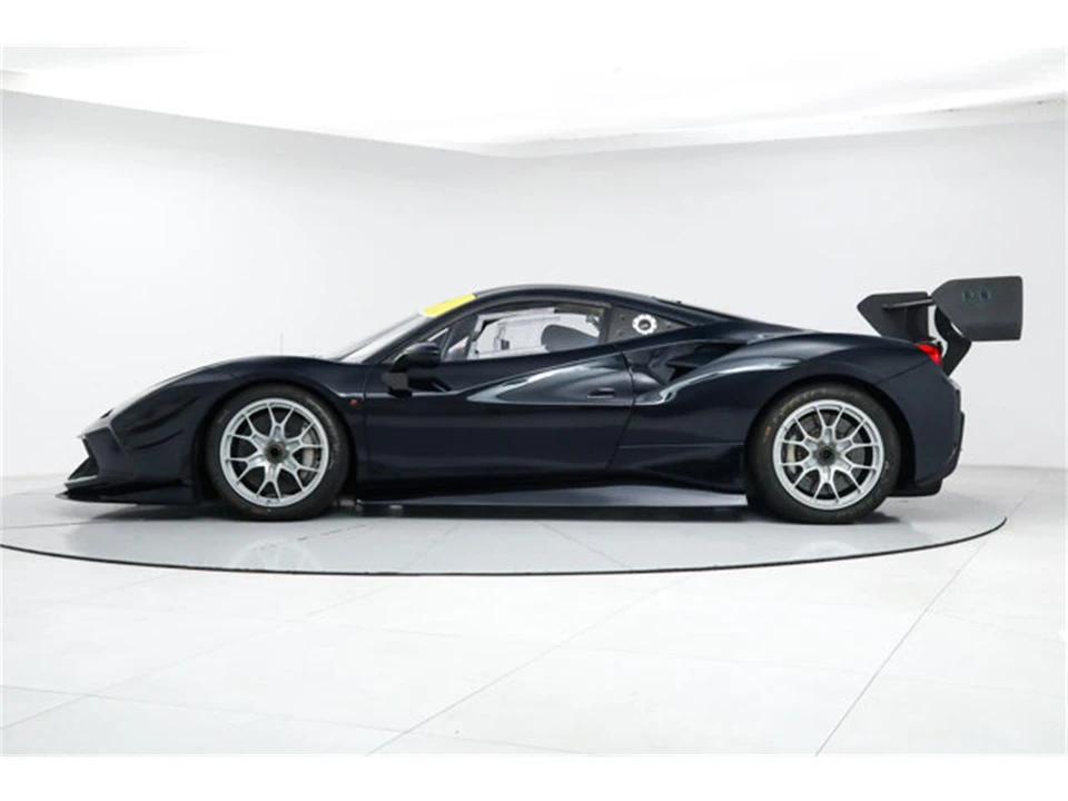 2022 Ferrari 488 - Image 4 of 31