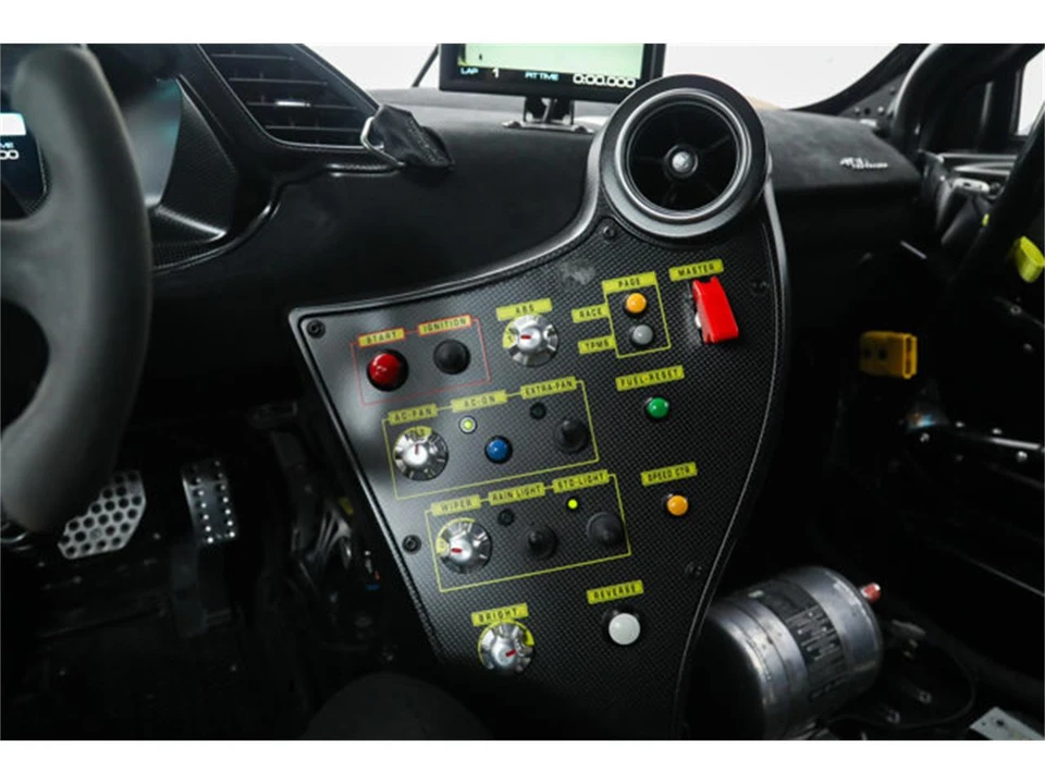 2022 Ferrari 488 - Image 27 of 31