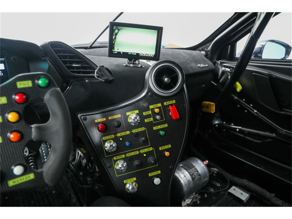 2022 Ferrari 488 - Image 29 of 31