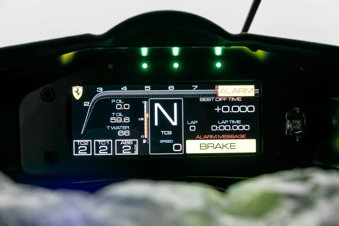 2022 Ferrari 488 - Image 15 of 31