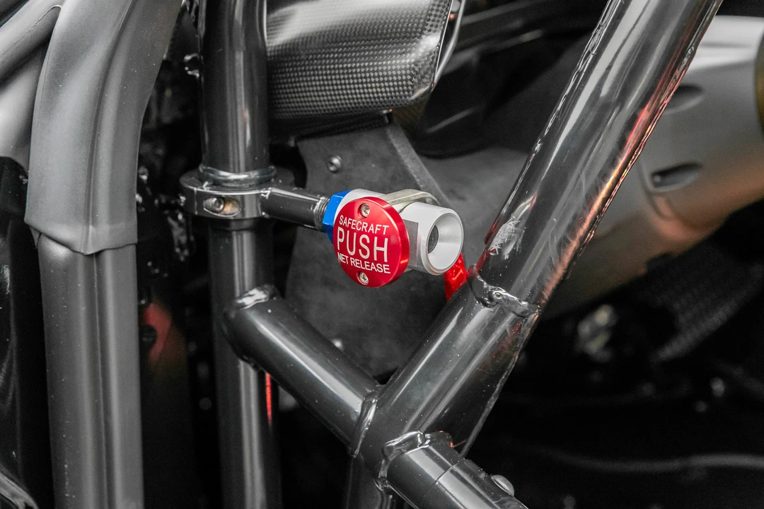 2022 Ferrari 488 - Image 14 of 31