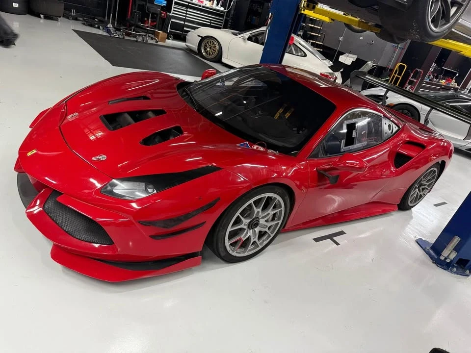 2022 Ferrari 488 GTB - Image 2 of 5