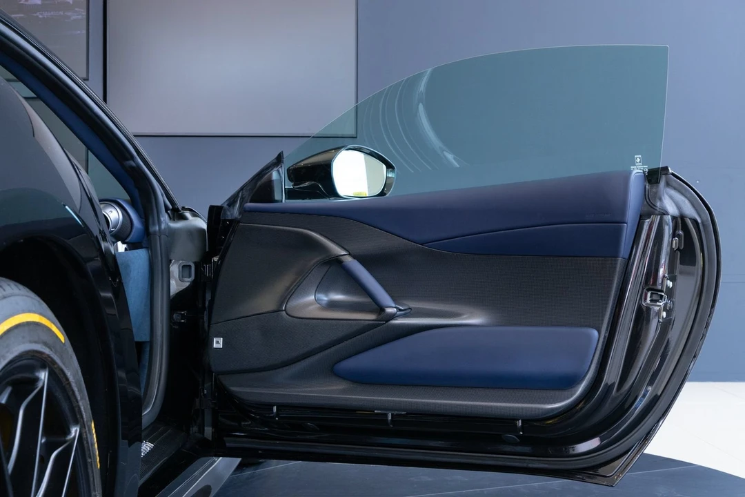 2022 Ferrari 812 Competizione - Image 28 of 31