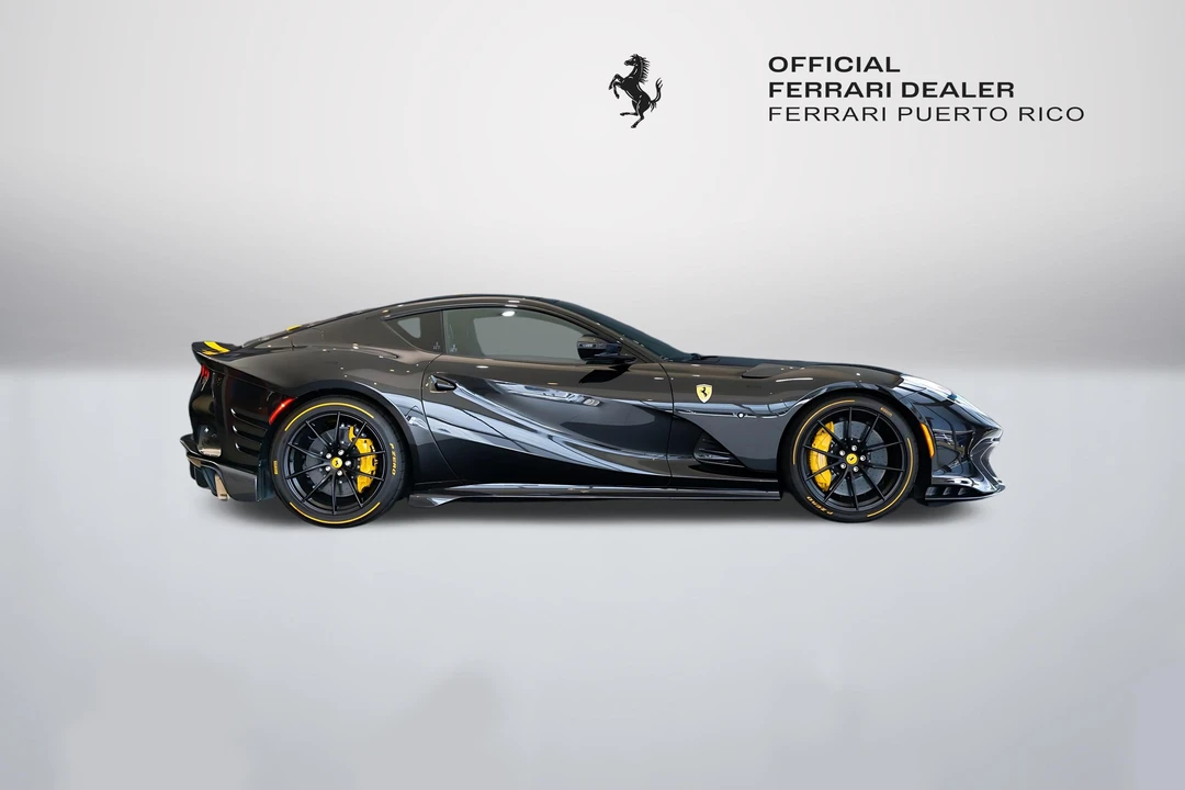 2022 Ferrari 812 Competizione - Image 10 of 31