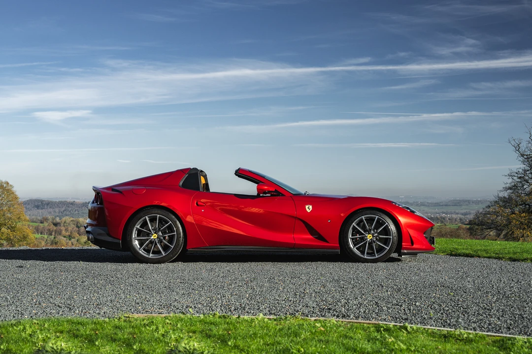 2022 Ferrari 812 GTS - Image 8 of 31
