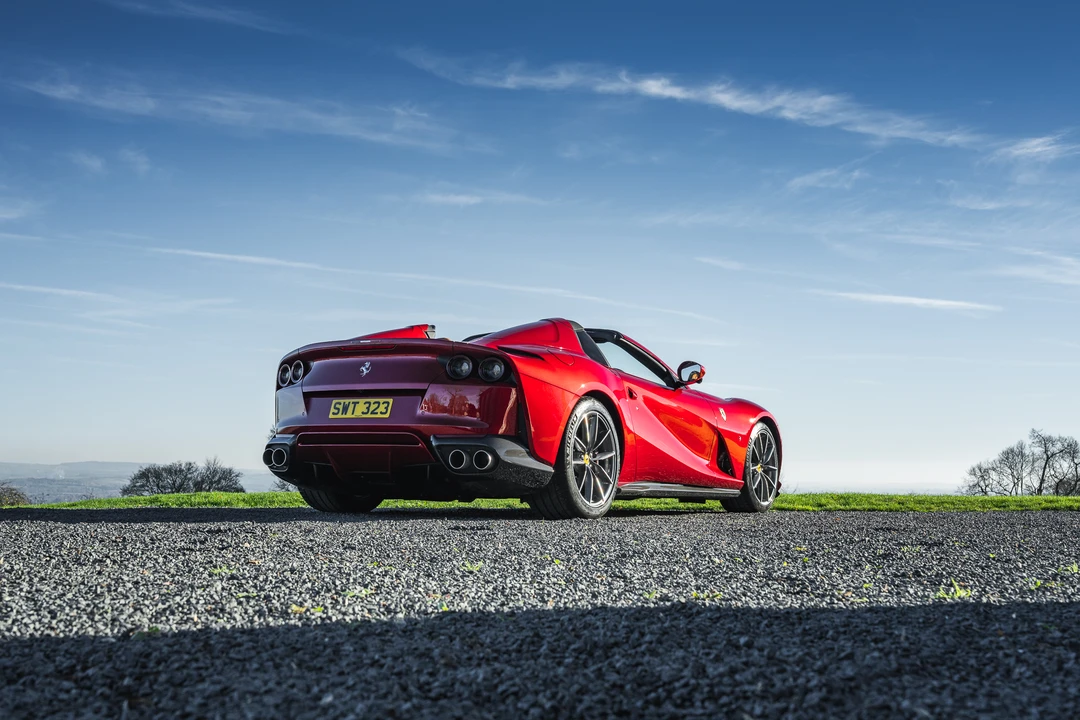 2022 Ferrari 812 GTS - Image 21 of 31
