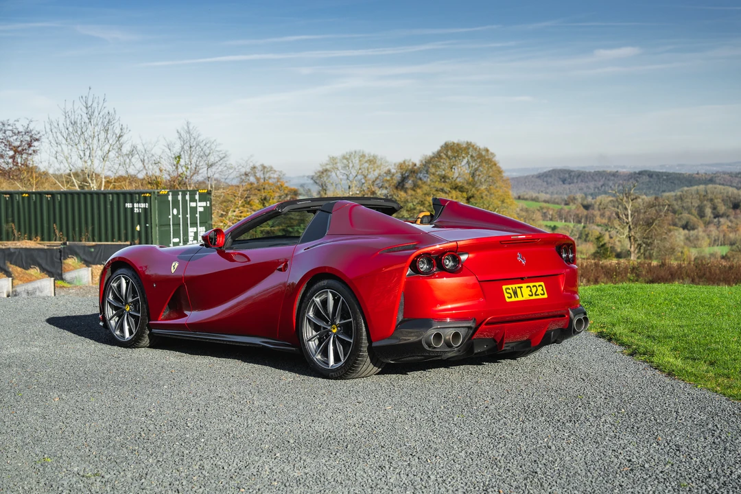 2022 Ferrari 812 GTS - Image 9 of 31