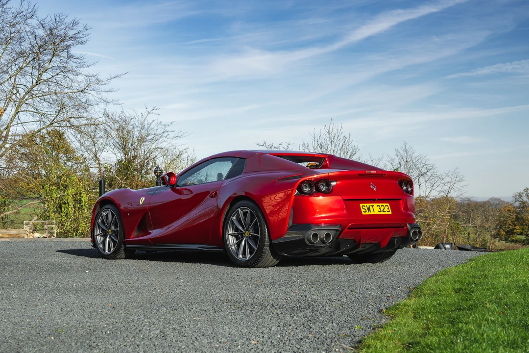 2022 Ferrari 812 GTS - Image 5 of 31