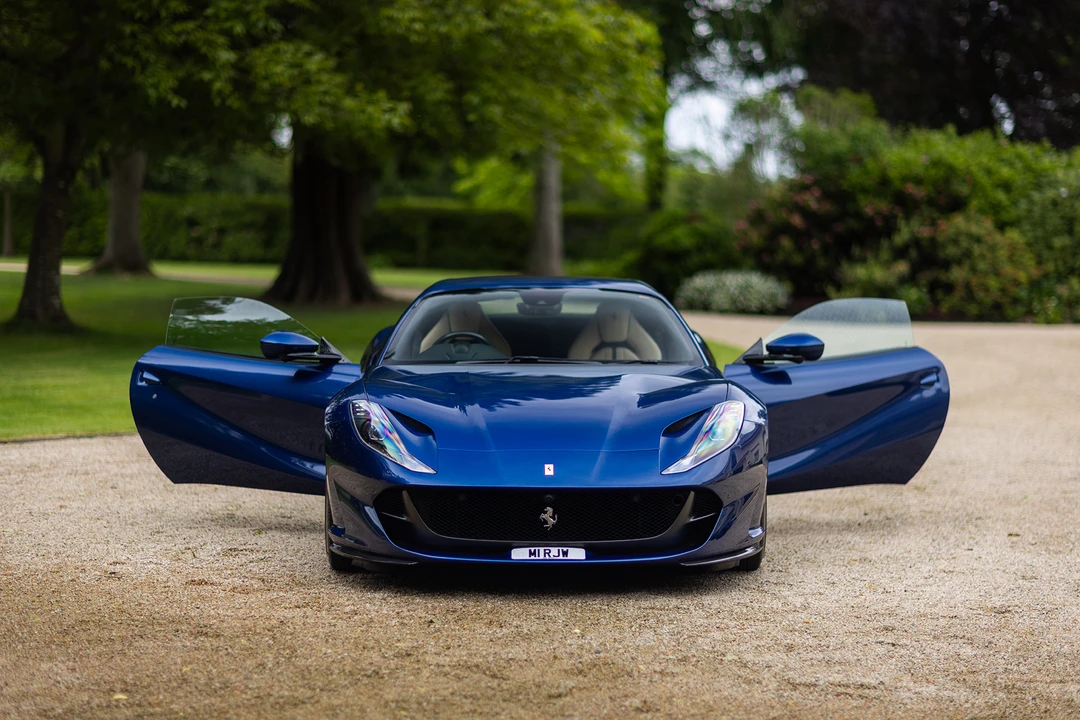 2022 Ferrari 812 GTS - Image 16 of 31
