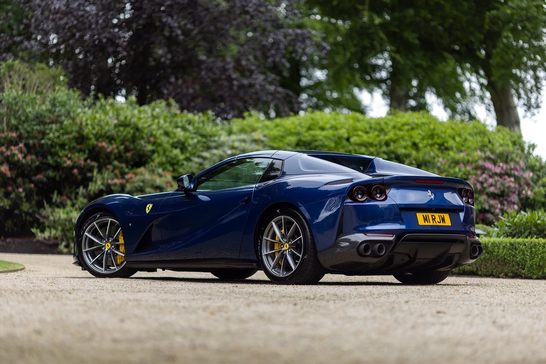 2022 Ferrari 812 GTS - Image 5 of 31