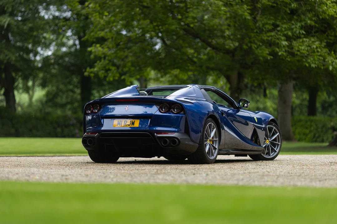 2022 Ferrari 812 GTS - Image 7 of 31