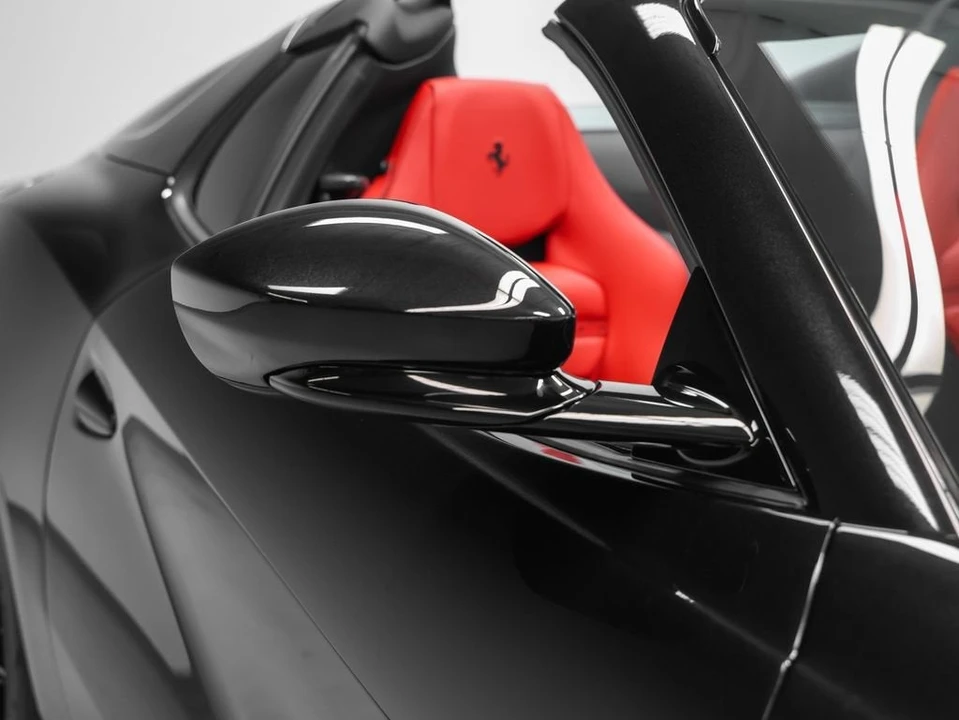 2022 Ferrari 812 GTS - Image 10 of 31